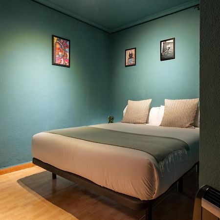 Ideal Hostel Madrid Exterior foto